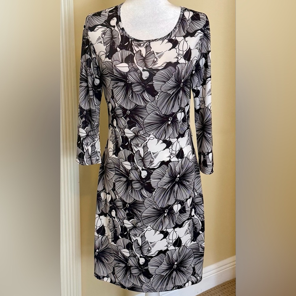 NWT Jean-Pierre Klifa Paris - pull on washable dress in black & white Sz S